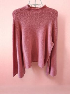 Forever 21 Pink Mock Neck Oversized Sweater Fluffy Textured Knit Size Med.